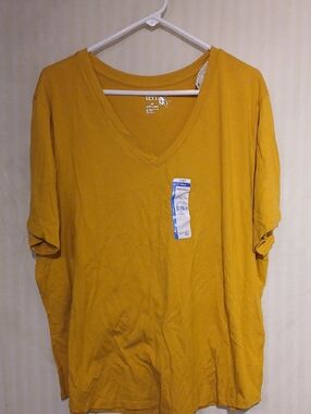 Terra & Sky Plus Size Mustard Yellow Crewneck Tee - 2X